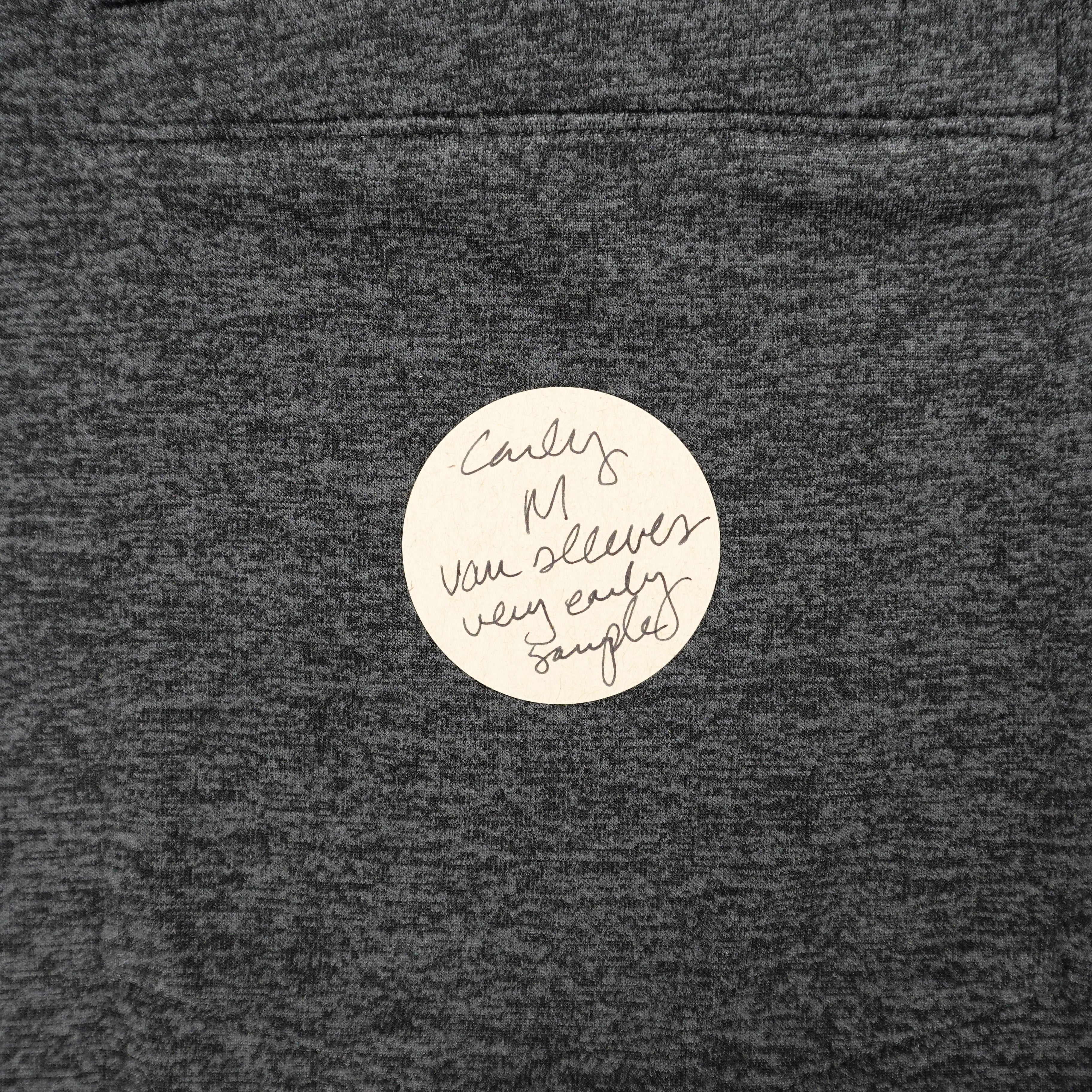 *Carly* Fitted V-Neck Top SLC410 (Medium)