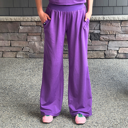 ‘Effortless’ Lightweight Wide Leg Pant · Sugar Plum