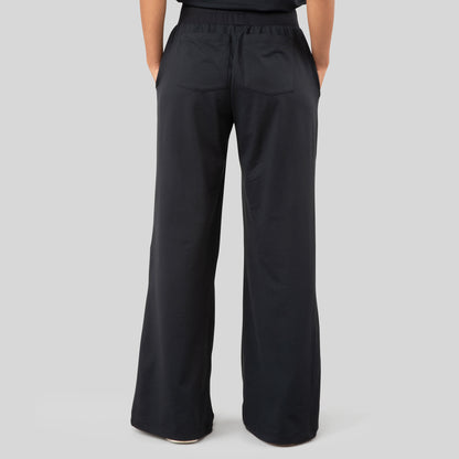 ‘Effortless’ Lightweight Wide Leg Pant · Black